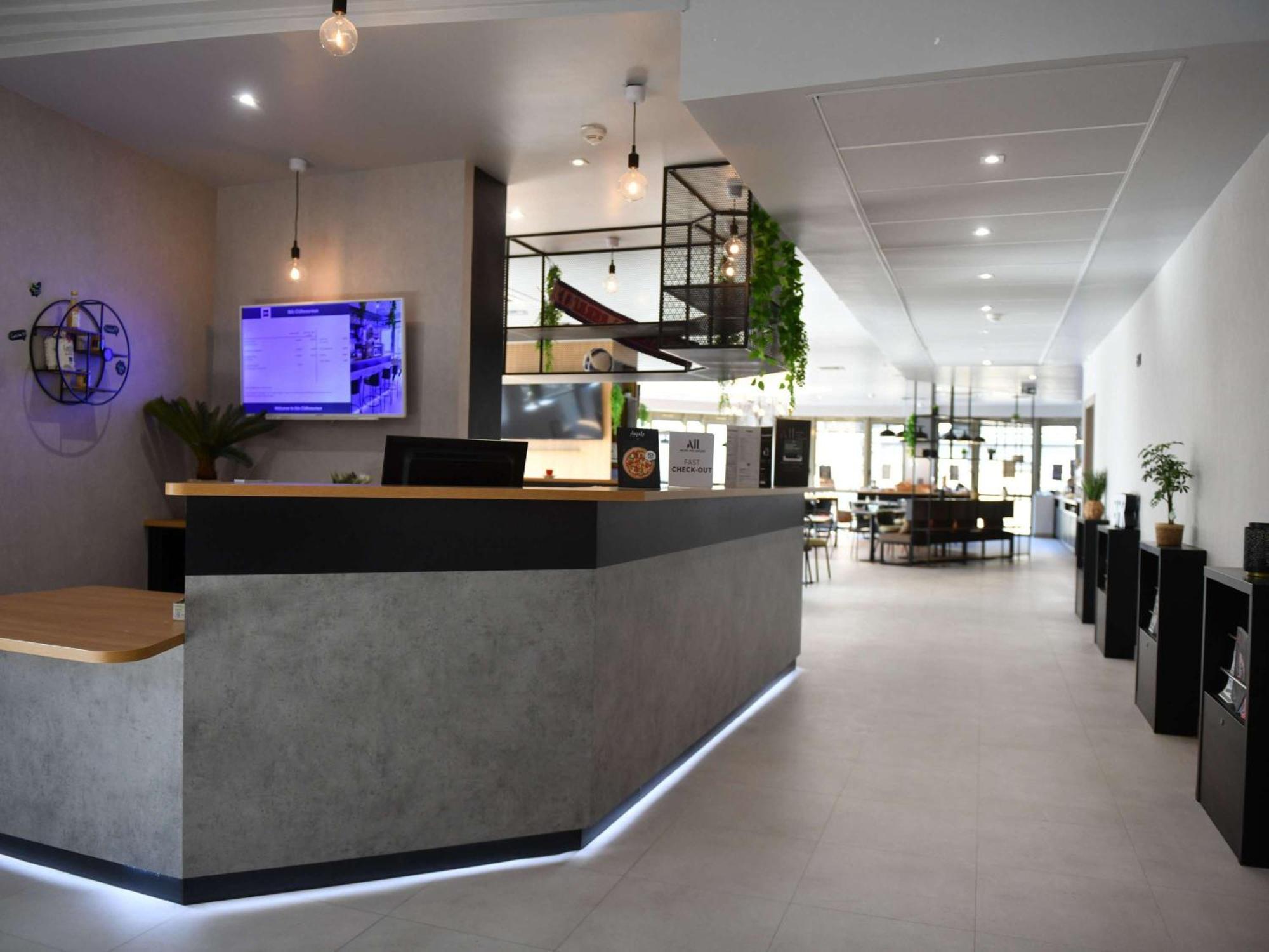 Ibis Châteauroux Exterior photo